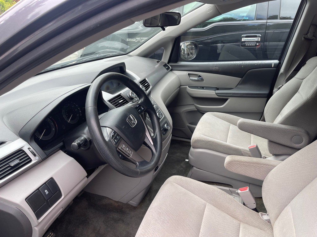 2016 Honda Odyssey Image 11