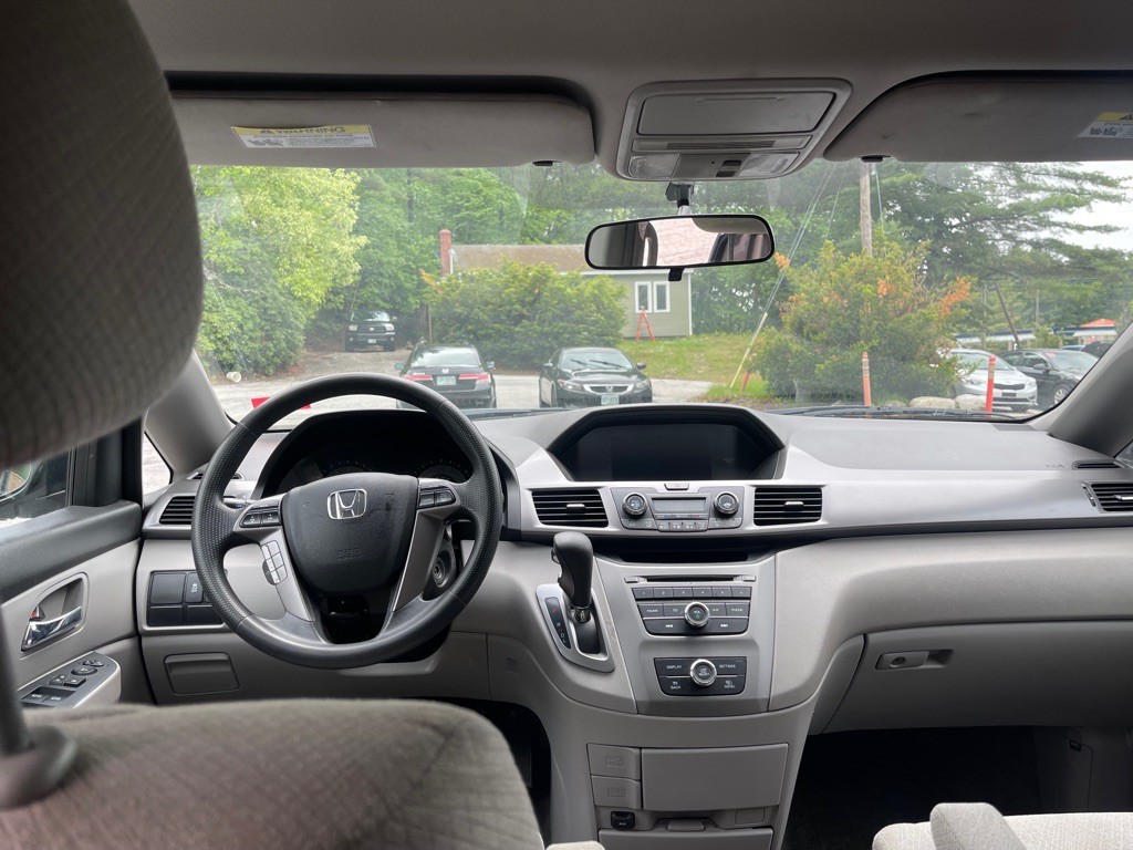 2016 Honda Odyssey Image 16