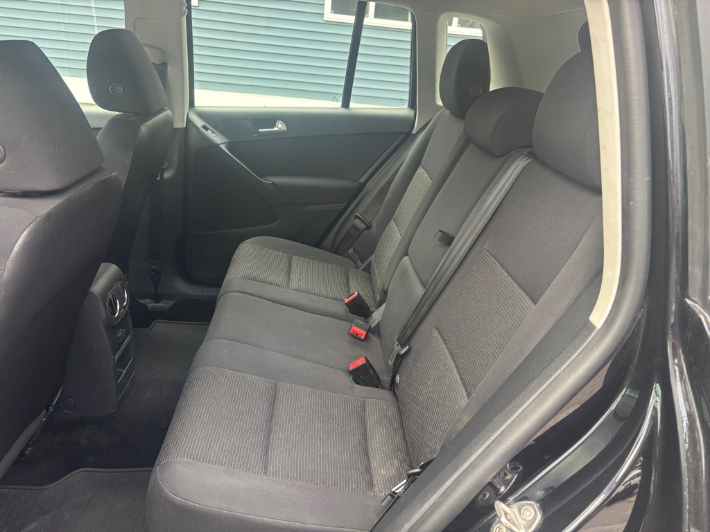 2017 Volkswagen Tiguan Image 31