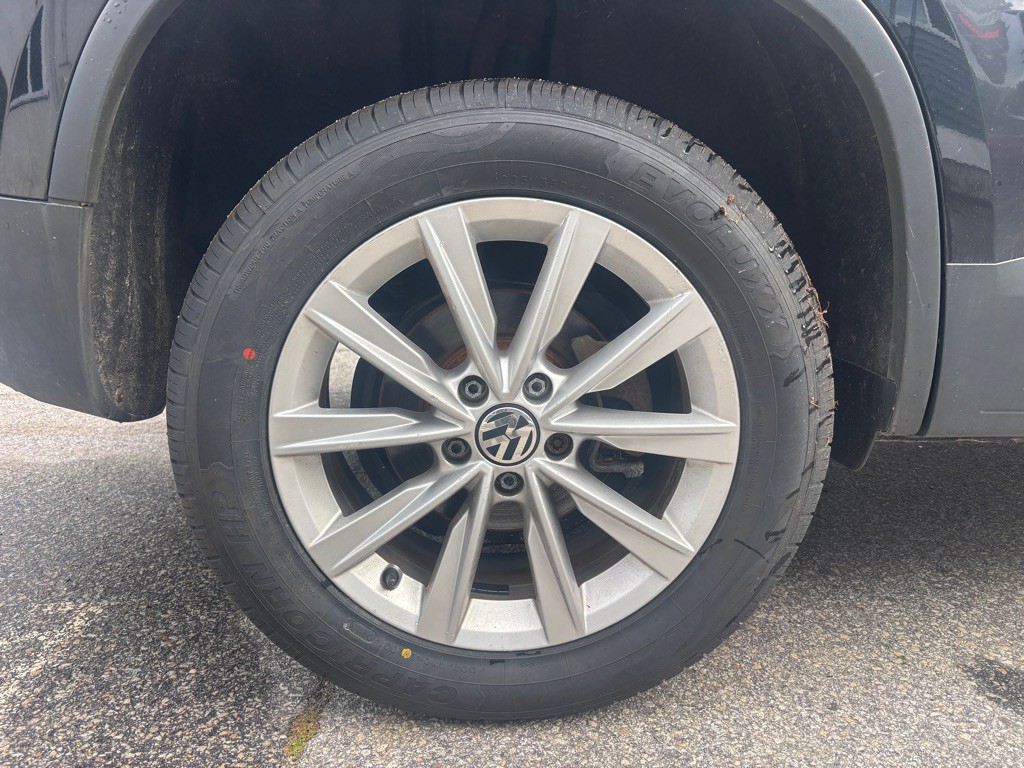 2017 Volkswagen Tiguan Image 41