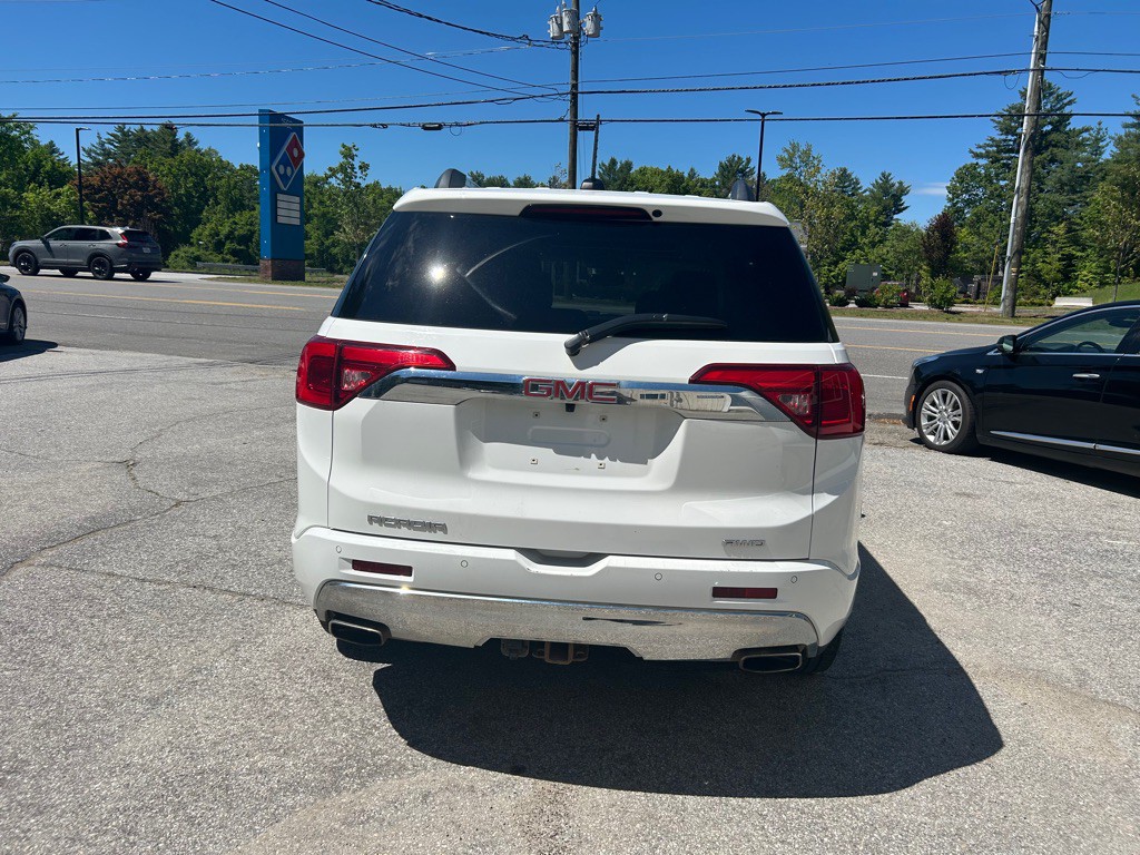 2019 GMC Acadia Image 8