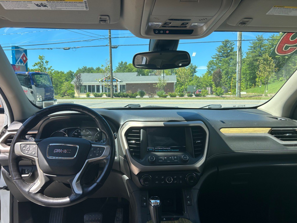 2019 GMC Acadia Image 9