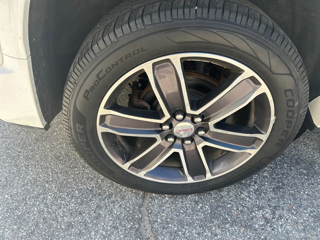 2019 GMC Acadia Image 14