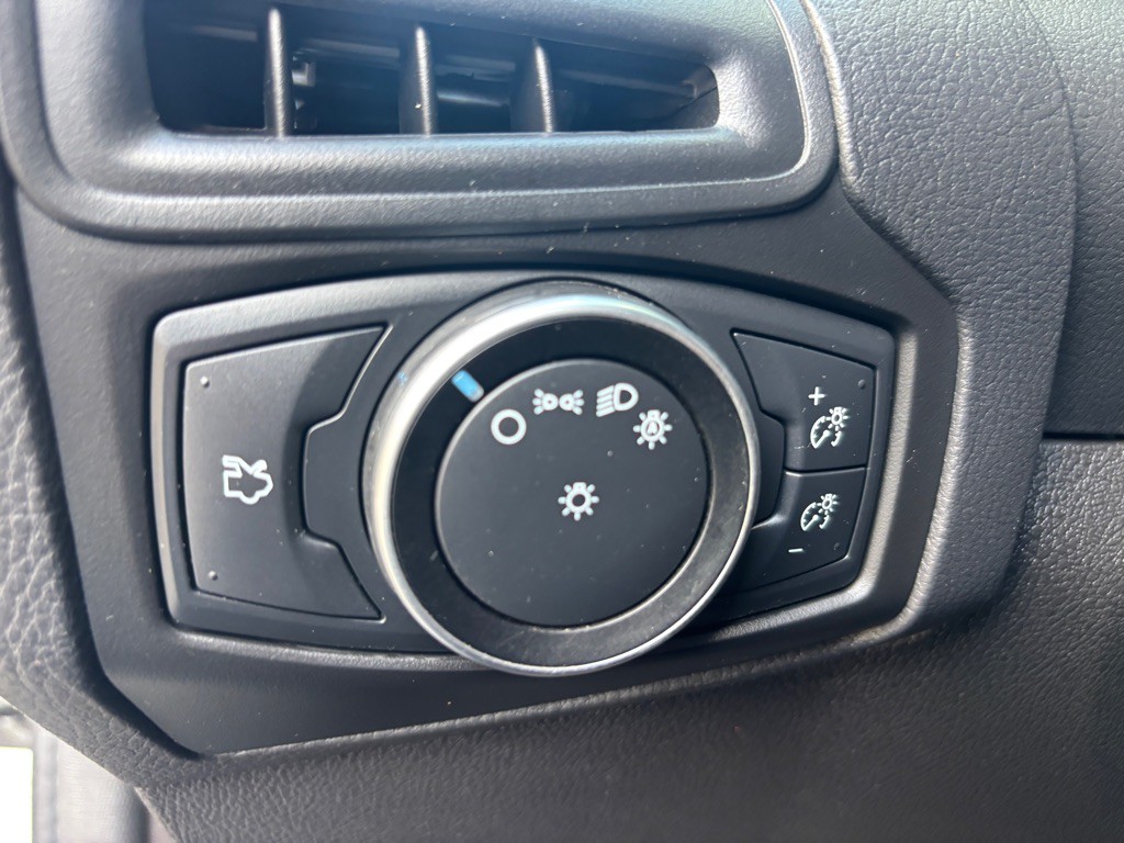 2018 Ford Focus Image 14