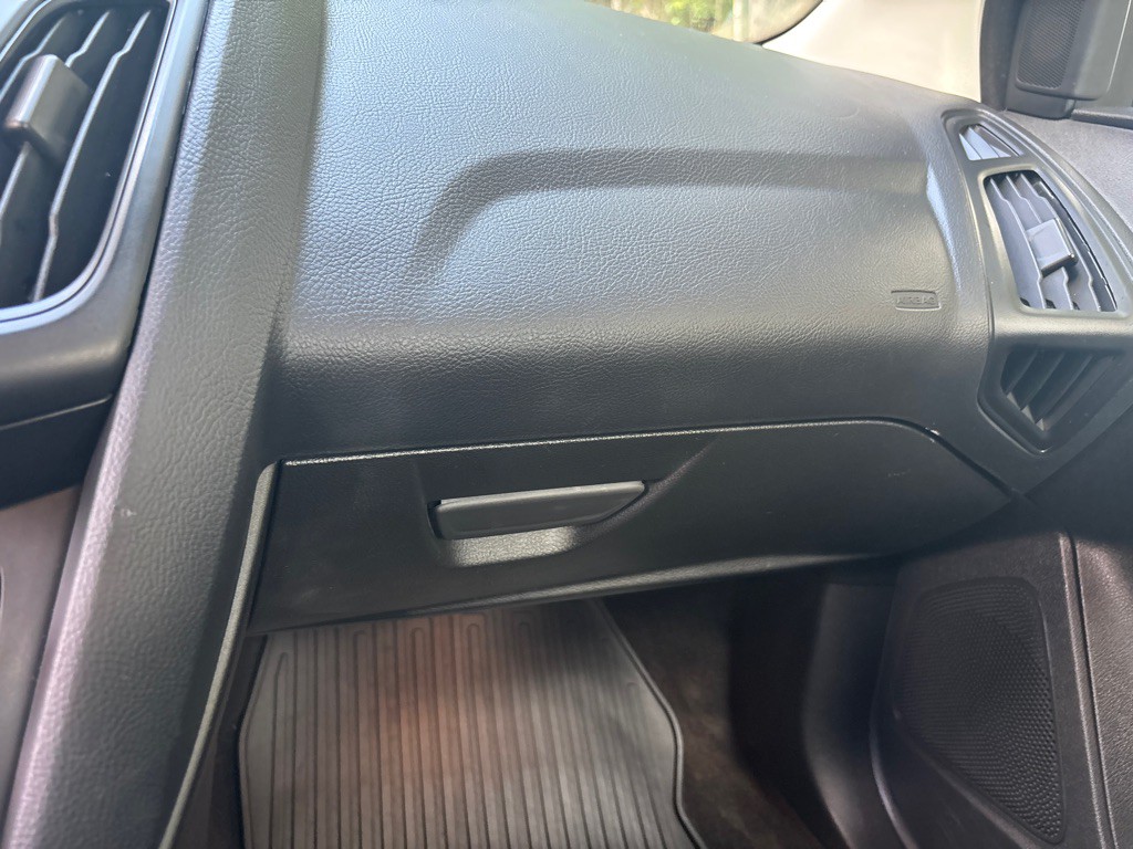 2018 Ford Focus Image 25