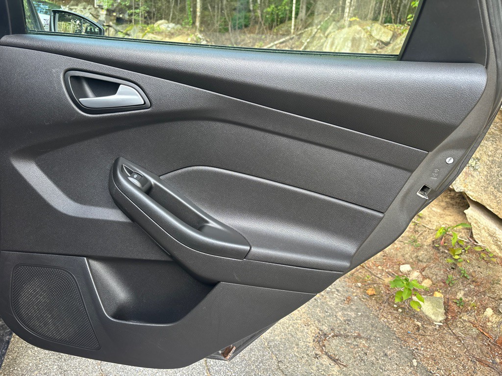 2018 Ford Focus Image 32