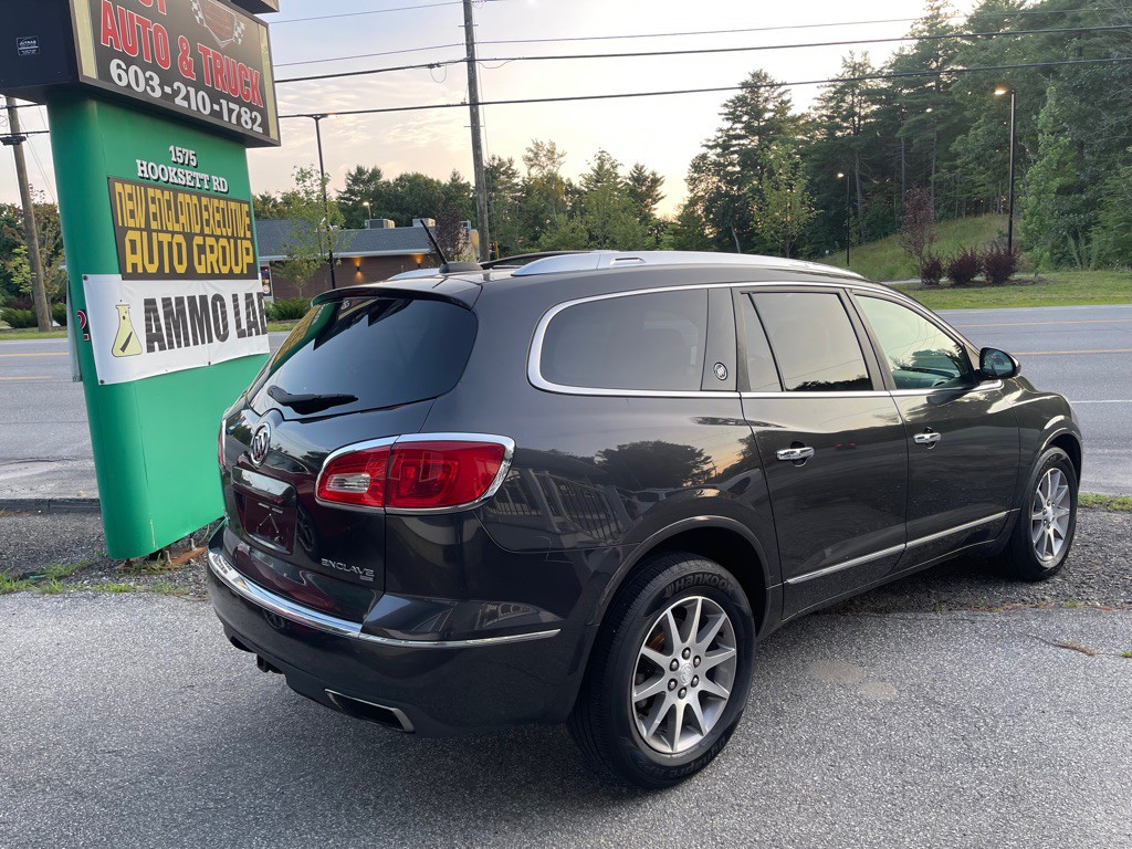 2017 Buick Enclave Image 5