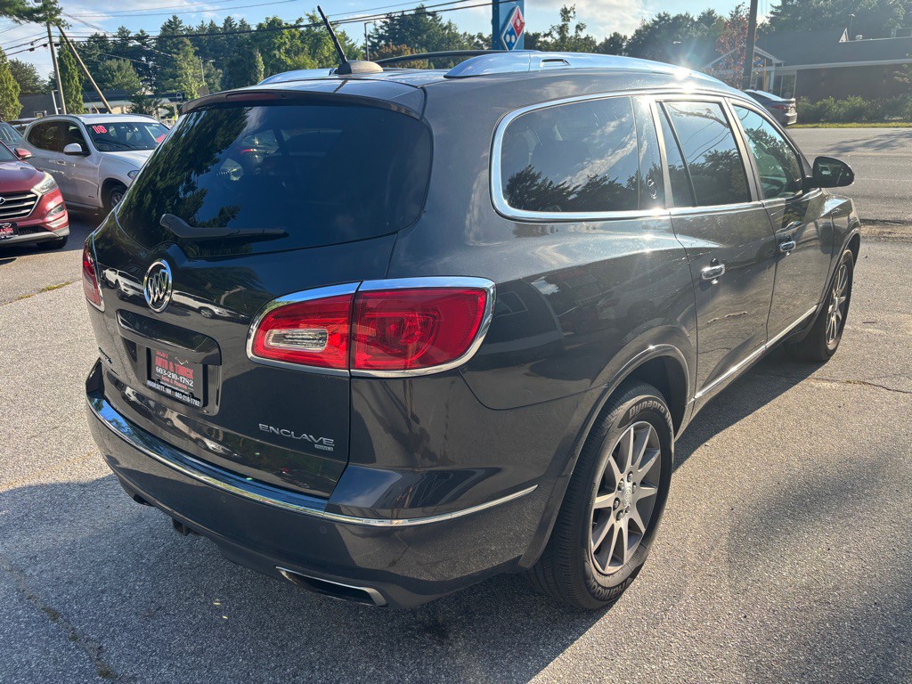 2017 Buick Enclave Image 5