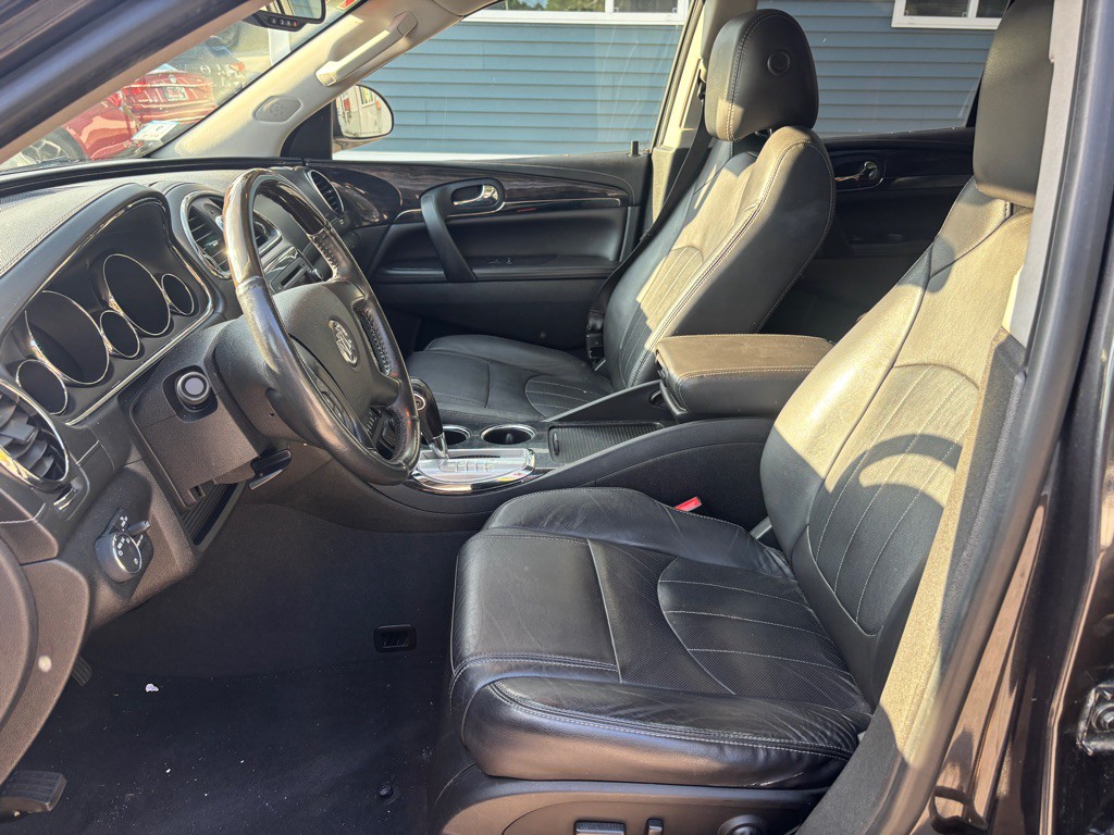 2017 Buick Enclave Image 13