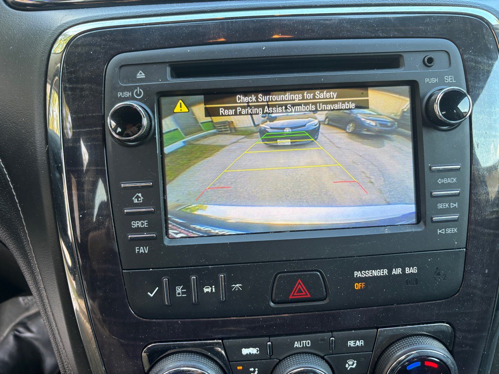 2017 Buick Enclave Image 24