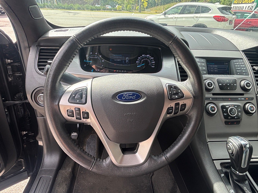 2018 Ford Taurus Image 16