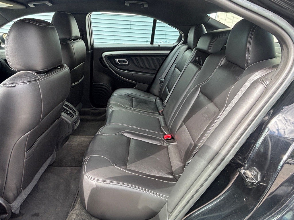 2018 Ford Taurus Image 29
