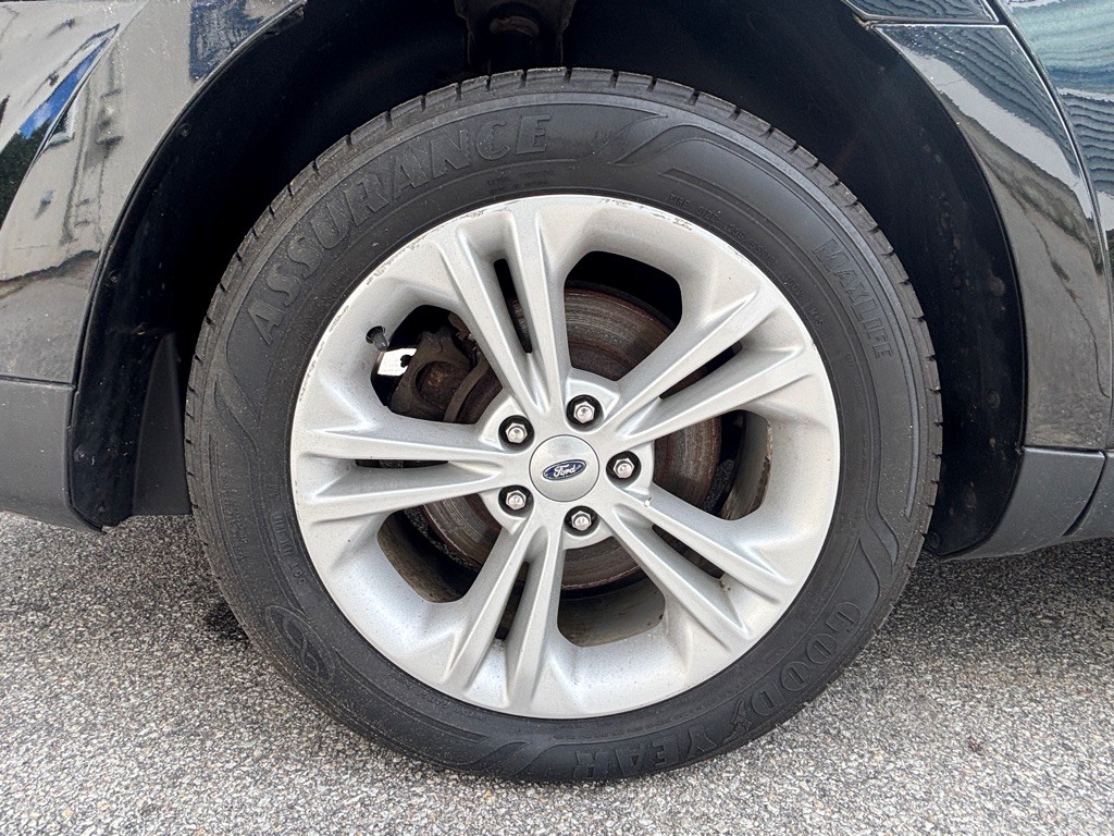 2018 Ford Taurus Image 38