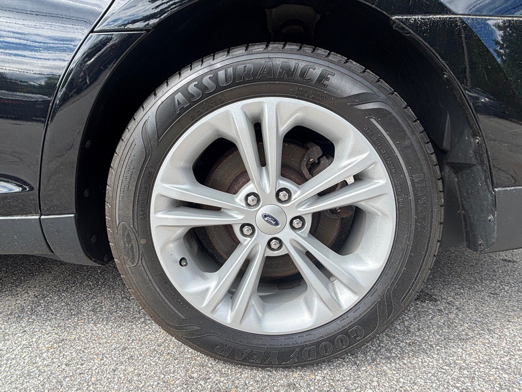 2018 Ford Taurus Image 39