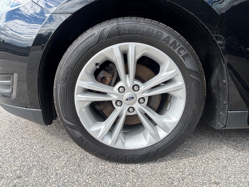 2018 Ford Taurus Image 40