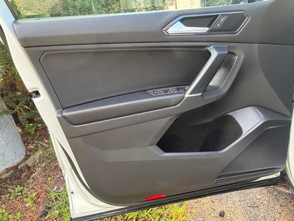 2018 Volkswagen Tiguan Image 36