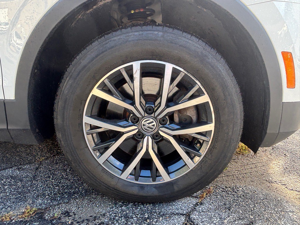 2018 Volkswagen Tiguan Image 40