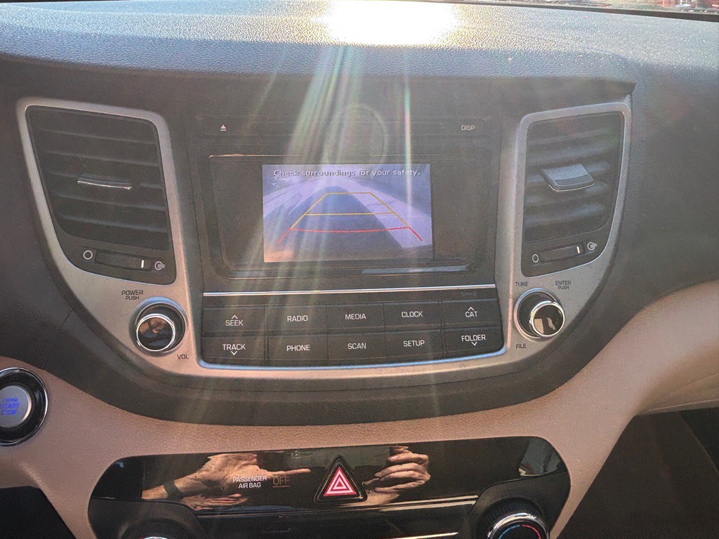 2016 Hyundai Tucson Image 21