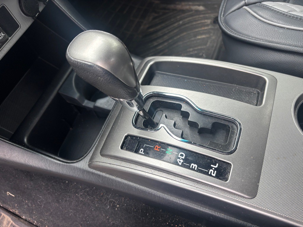 2015 Toyota Tacoma Image 10
