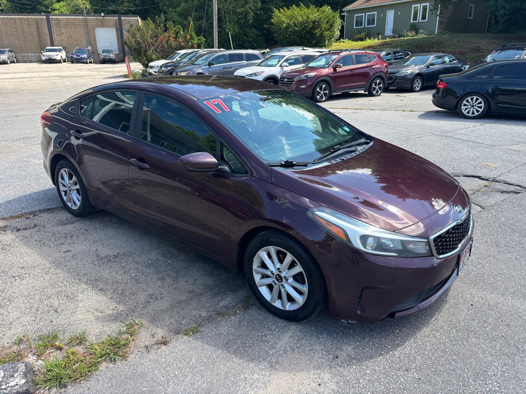 2017 Kia Forte Image 5