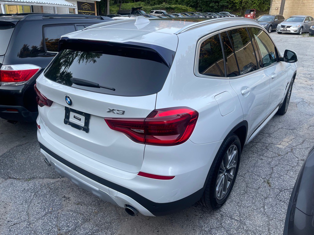 2018 BMW X3 Image 2