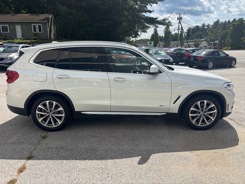 2018 BMW X3 Image 10