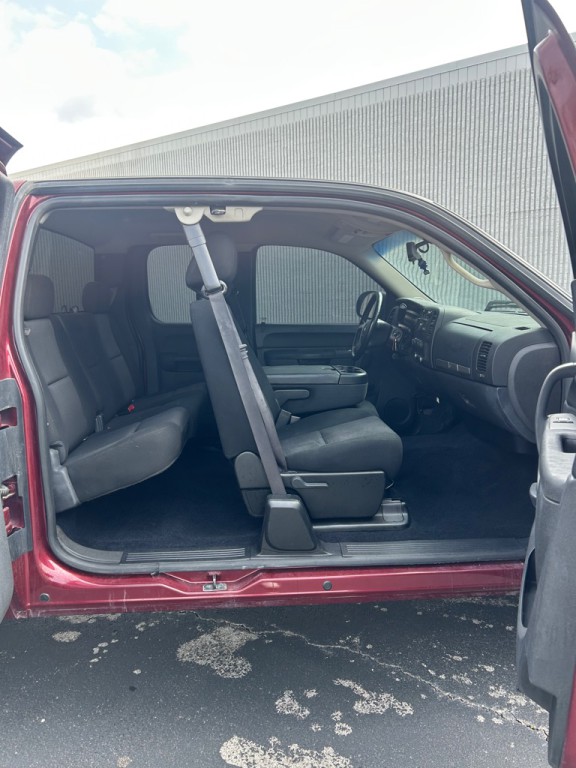 2013 Chevrolet Silverado 1500 Image 2