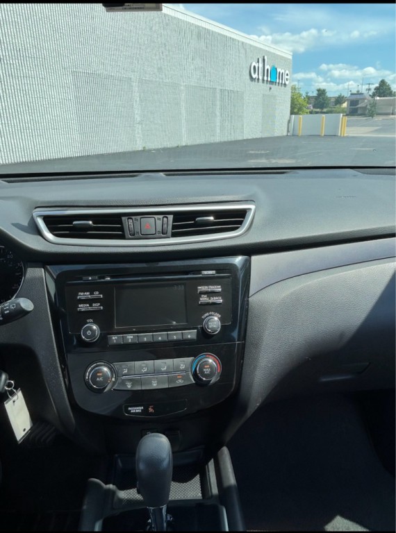 2015 Nissan Rogue Image 6