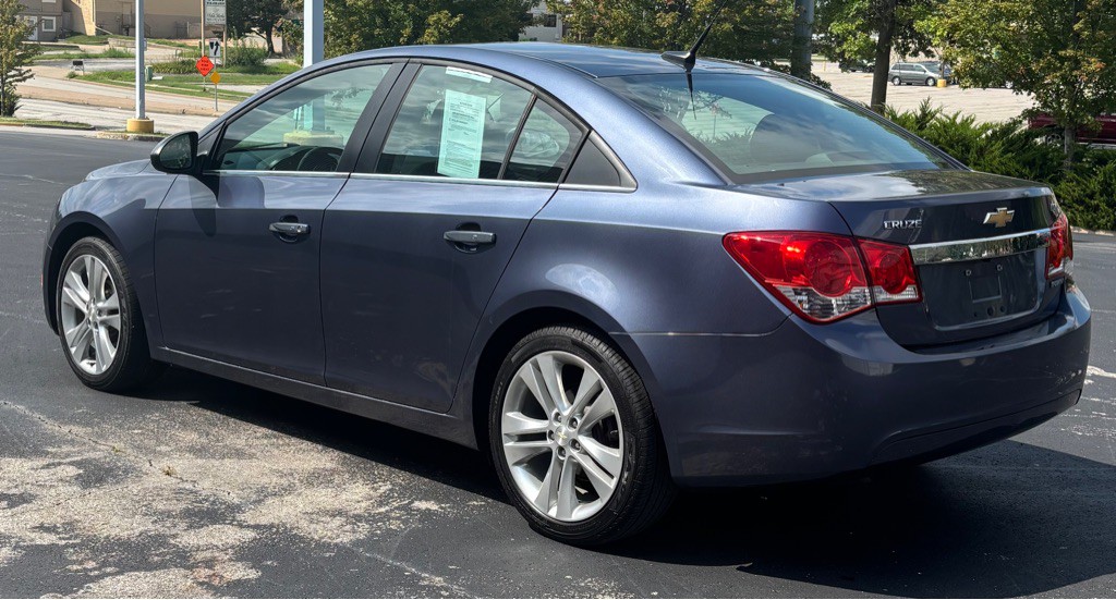 2014 Chevrolet Cruze Image 3
