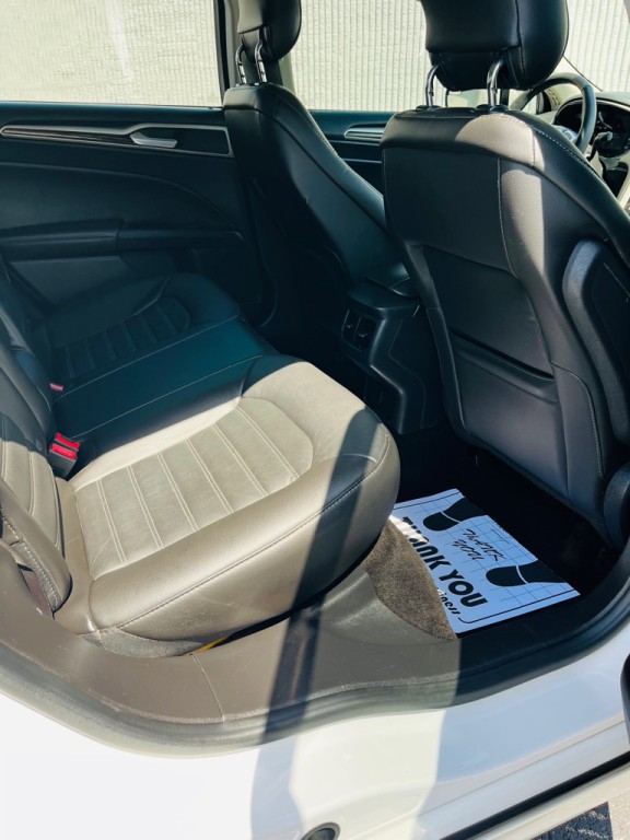 2014 Ford Fusion Image 10