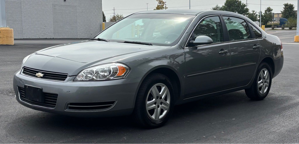 2008 Chevrolet Impala Image 2