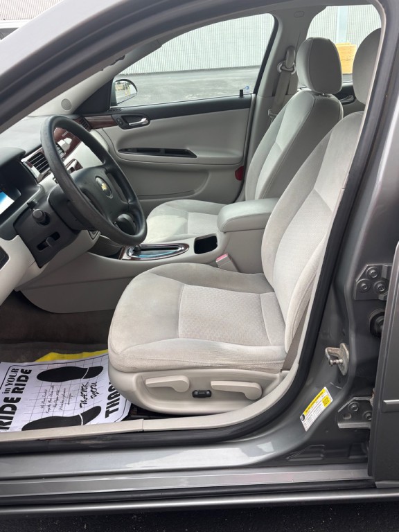 2008 Chevrolet Impala Image 10