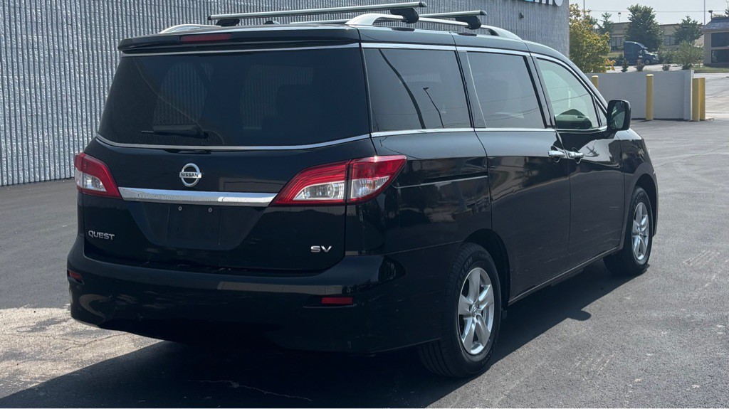 2017 Nissan Quest Image 5