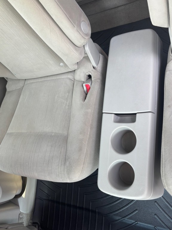 2017 Nissan Quest Image 10