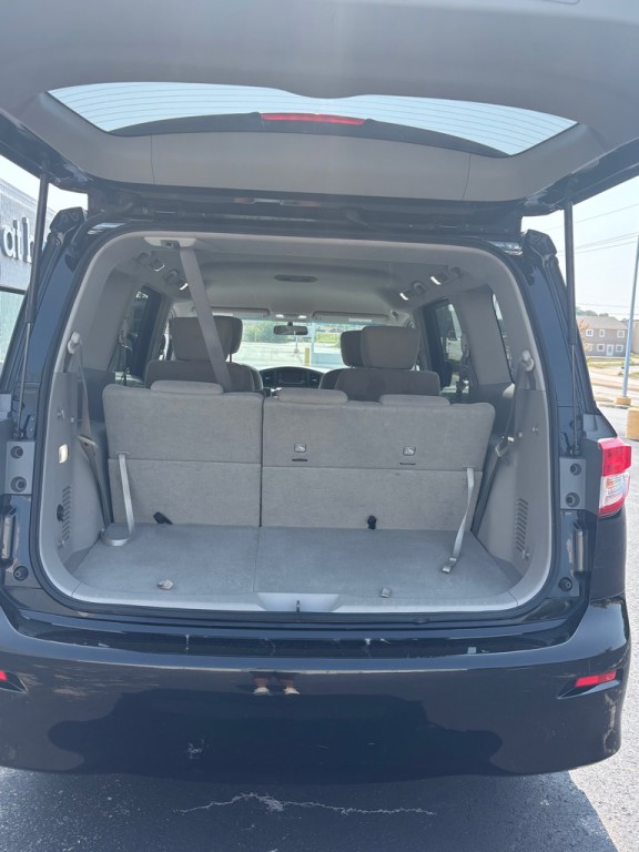 2017 Nissan Quest Image 13