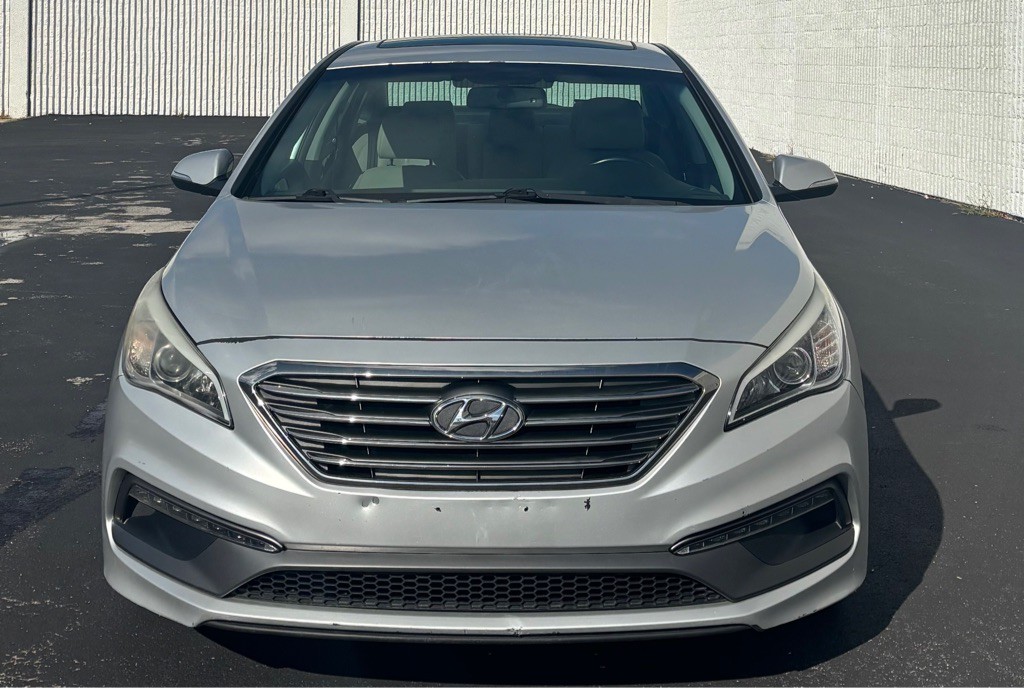 2016 Hyundai Sonata Image 1