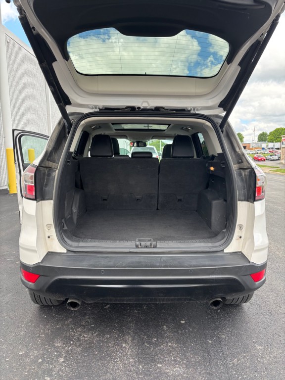 2017 Ford Escape Image 9