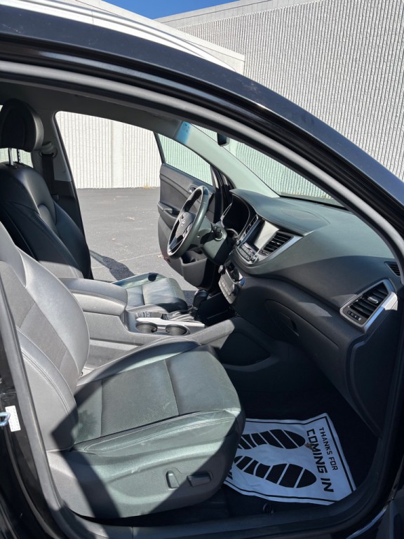 2017 Hyundai Tucson Image 9