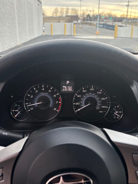 2010 Subaru Outback Image 13