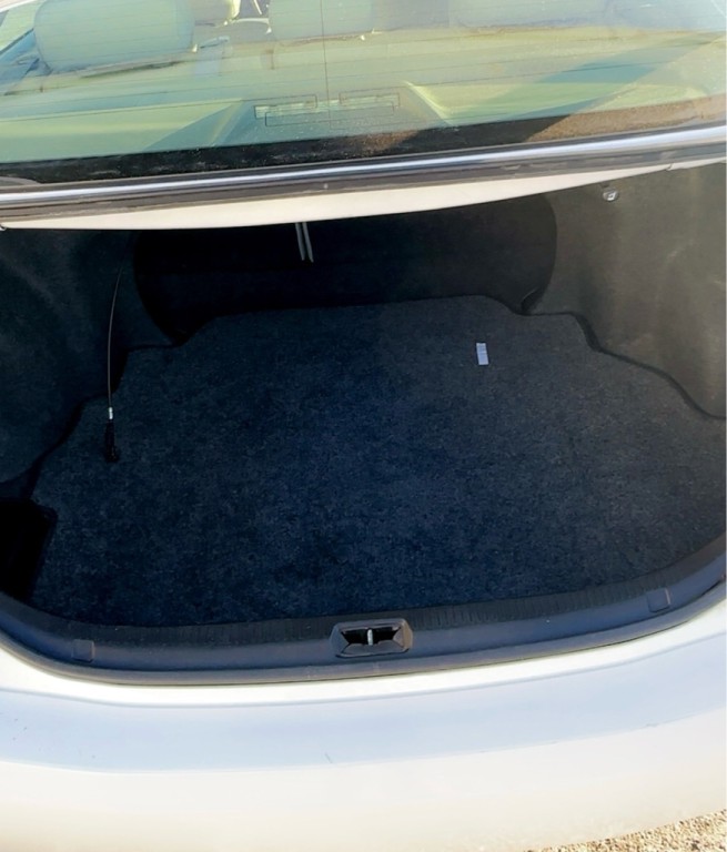 2011 Toyota Camry Image 12