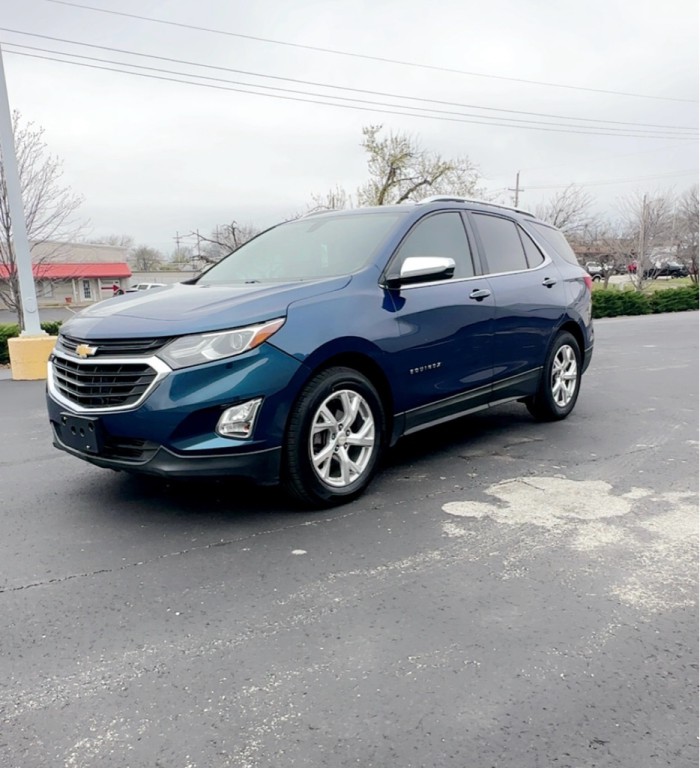 2019 Chevrolet Equinox Image 2