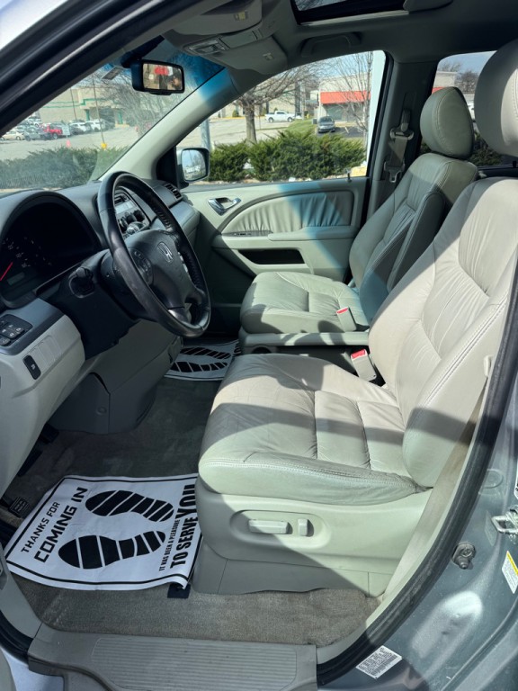 2008 Honda Odyssey Image 9