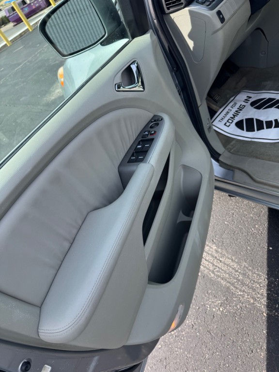 2008 Honda Odyssey Image 10