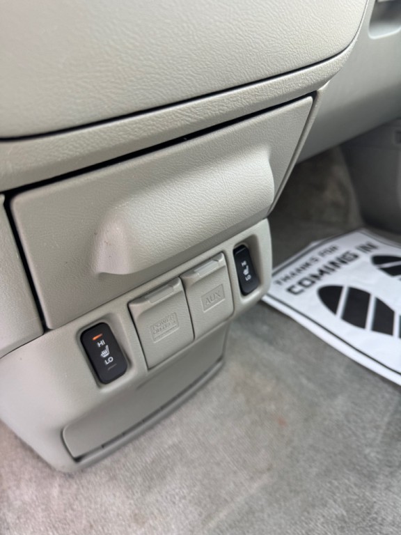 2008 Honda Odyssey Image 13