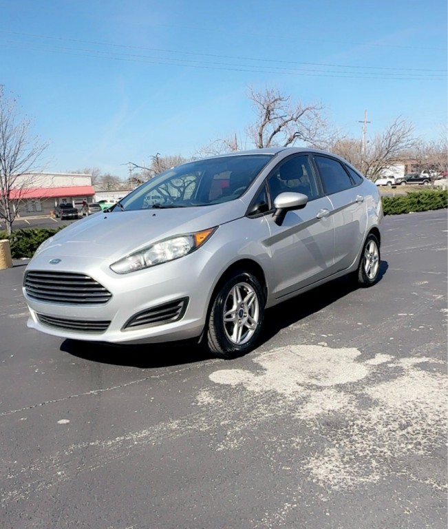 2019 Ford Fiesta Image 1
