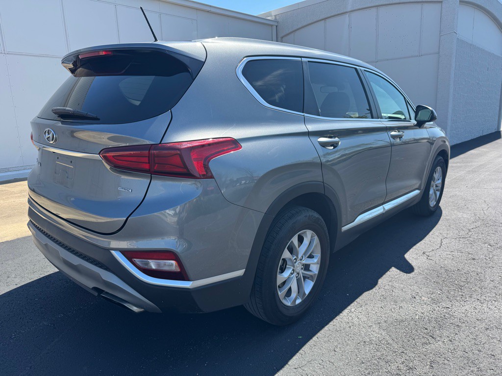 2019 Hyundai Santa Fe Image 6