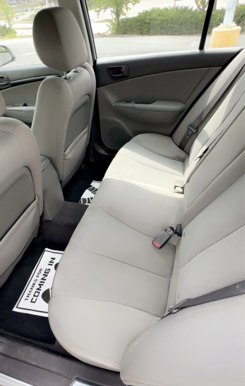 2010 Hyundai Sonata Image 8