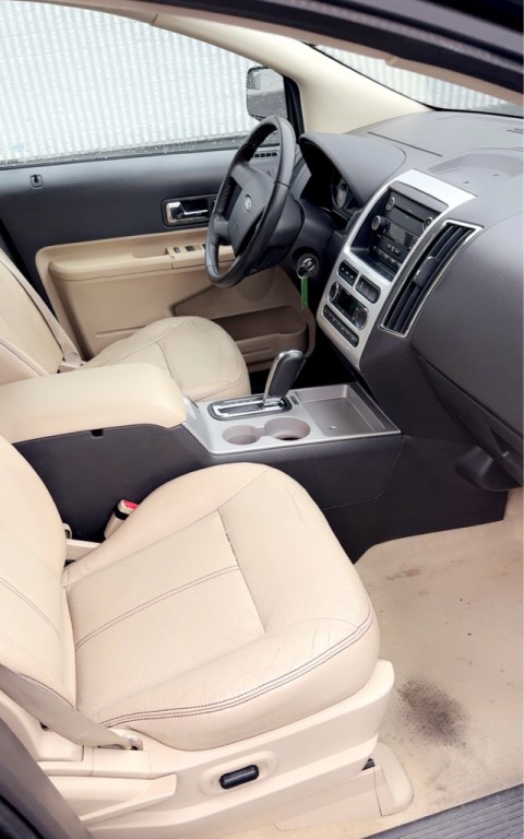 2010 Ford Edge Image 8