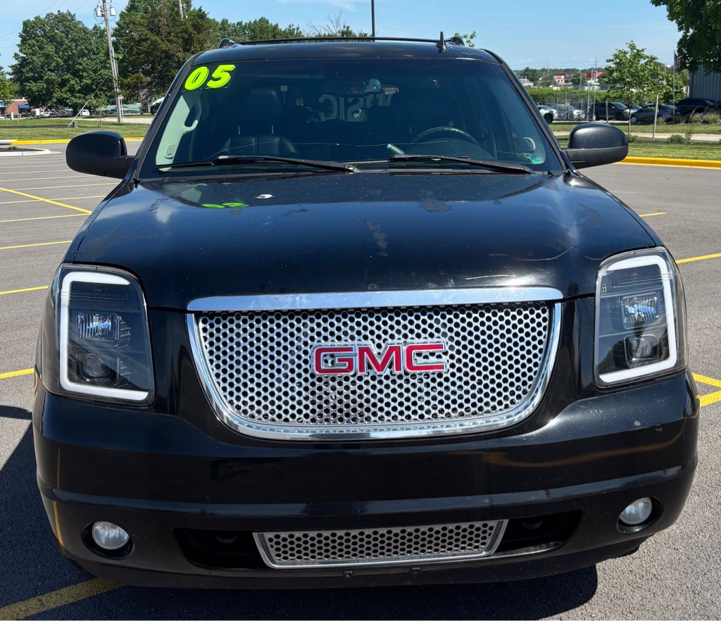 2007 GMC Yukon Image 1