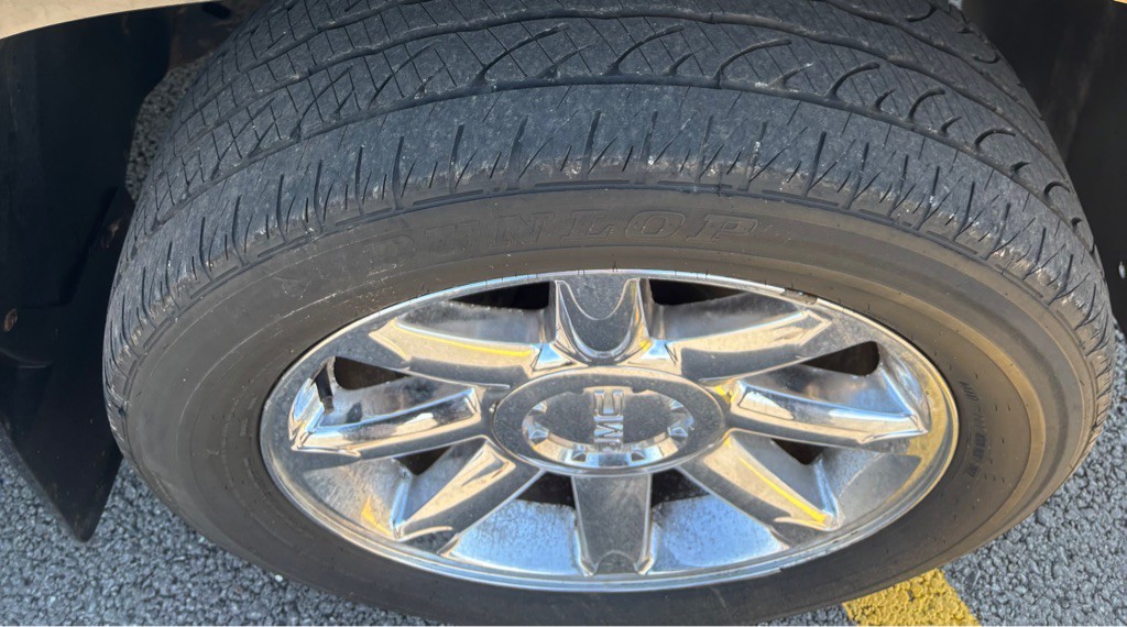 2007 GMC Yukon Image 7